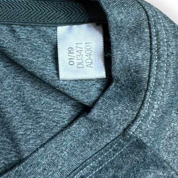 ADIDAS Women’s Green Short Sleeve Boxy Mesh Bottom Athletic Tee T-Shirt Size Sma - Picture 6 of 8